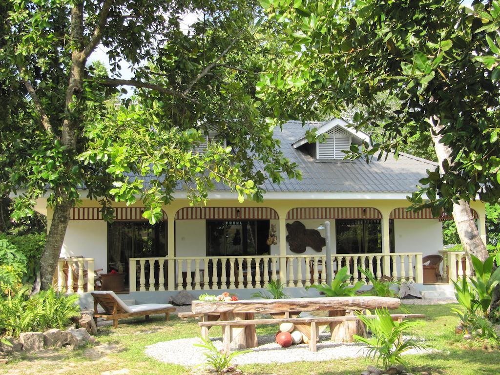 Domaine Les Rochers ลาดิก ภายนอก รูปภาพ